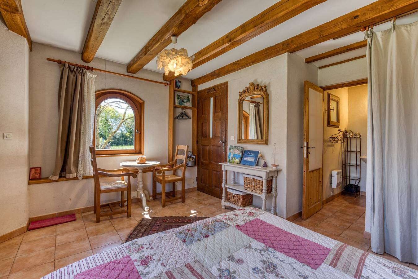 Gîtes du Bout du Monde: bergzicht en privéterras, foto 11