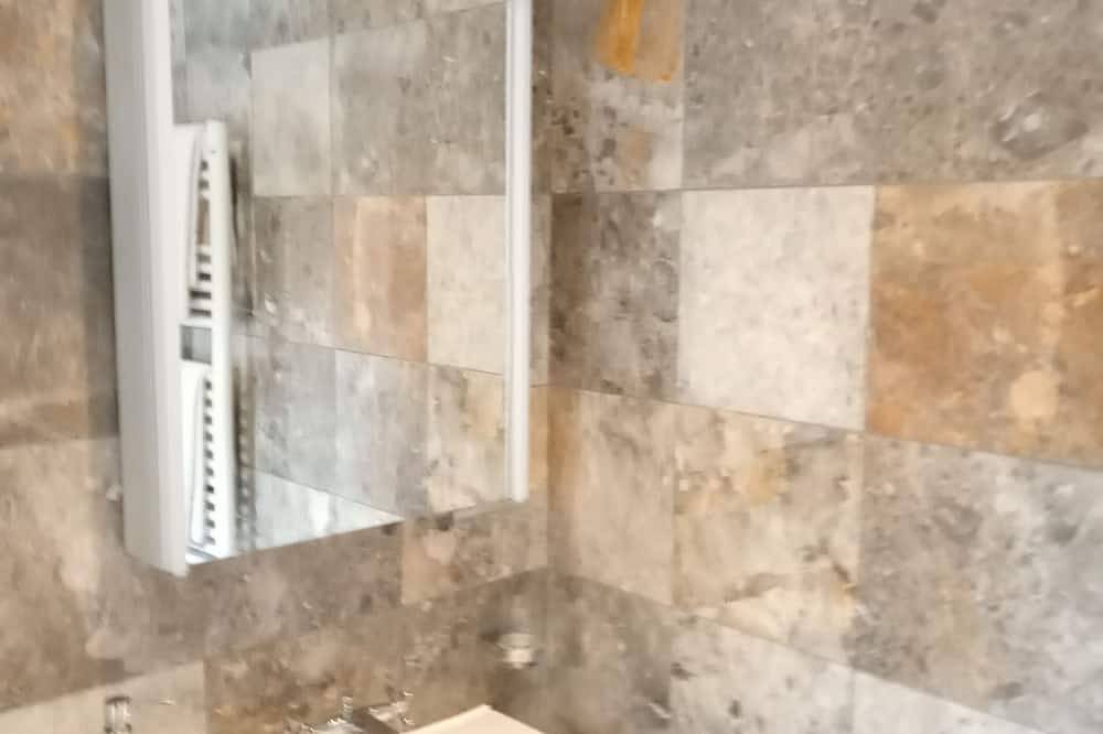 Apartamento entero, Apartamento-Grande-Baño Privado-Vista al Jardín in Greensands Ridge, Kent