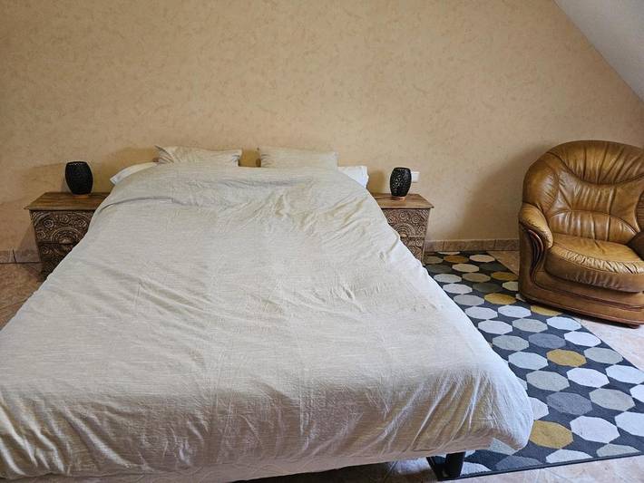 Gîte pour 2 personnes, avec jacuzzi et jardin à Lailly-en-Val - 4