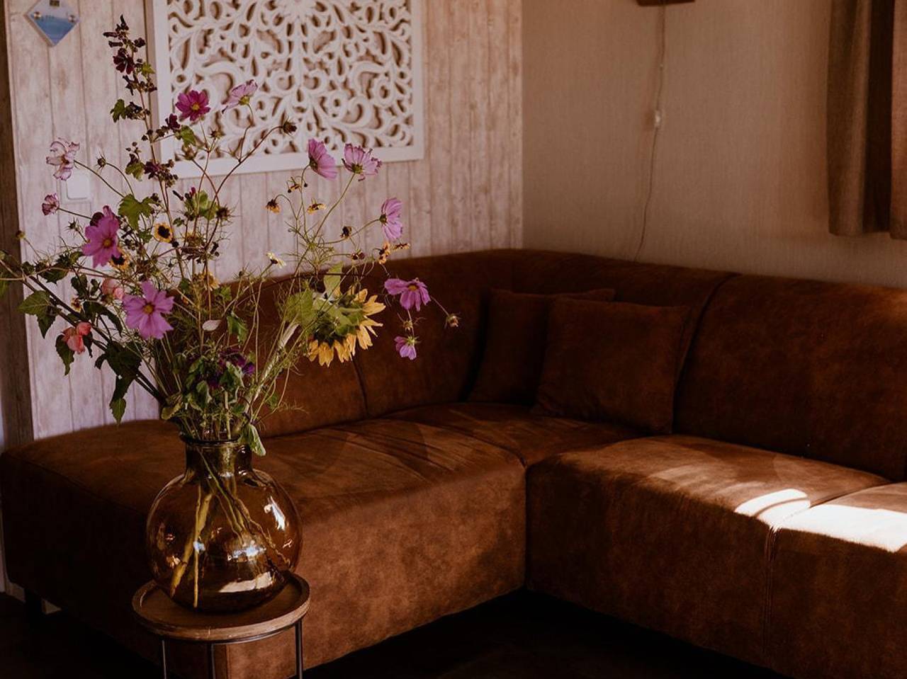 Gezellige 4-persoons lodge op vakantiepark Eigen Wijze nabij Bant in IJsselmeer