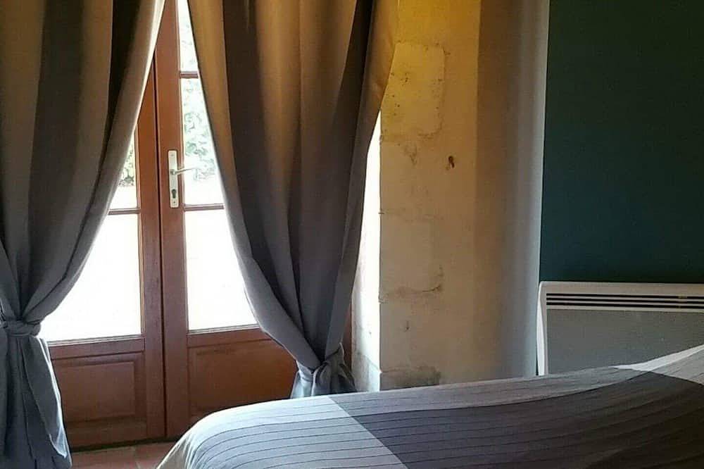 Mini Center Parcs privé – Gîtes 21 pers. Avec piscine couverte, sauna & hammam in Usson-du-Poitou, Vienne (France)