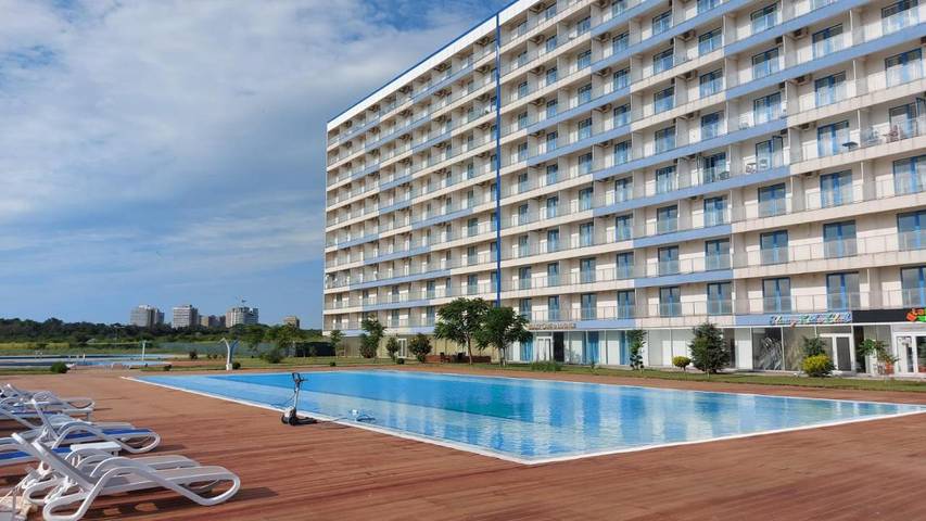 Maison d’hôte pour 3 personnes, avec vue et piscine ainsi que vue sur le lac et balcon dans Constanța - 4