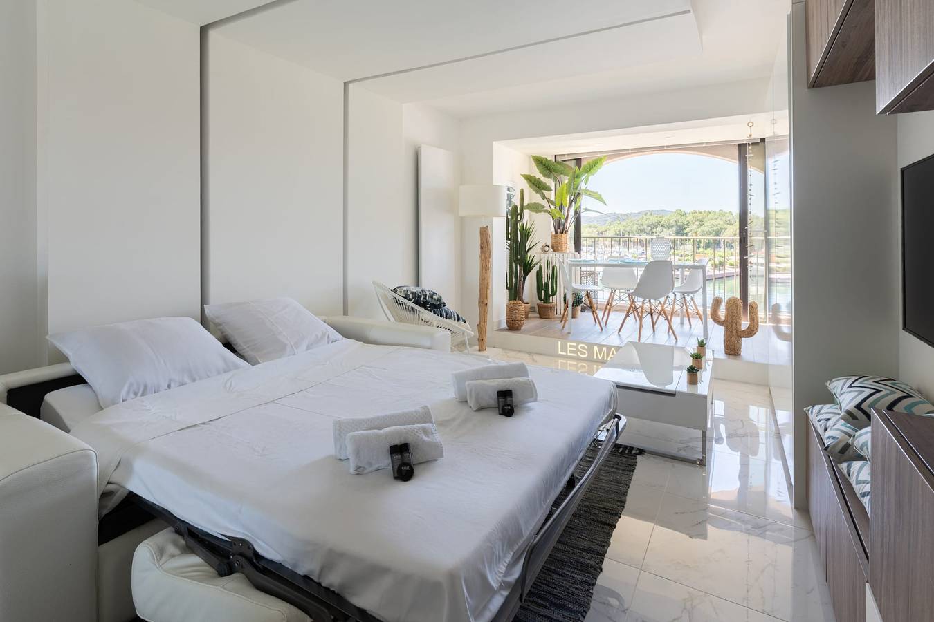 Estudio entero, Escapade des Marines - Welkeys in Port Cogolin, Cogolin