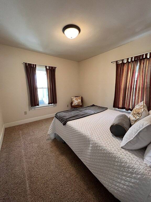 3 Bed, 2 Bath Cozy Home Across from Zoo in the heart of Baraboo. in Baraboo, Sauk County