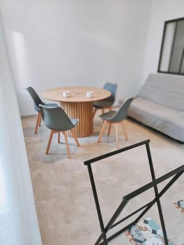 Gîte pour 4 personnes, avec terrasse à Chenôve