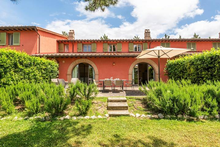 Ferieleilighet for 6 personer, med terrasse, dyr tillatt - 1