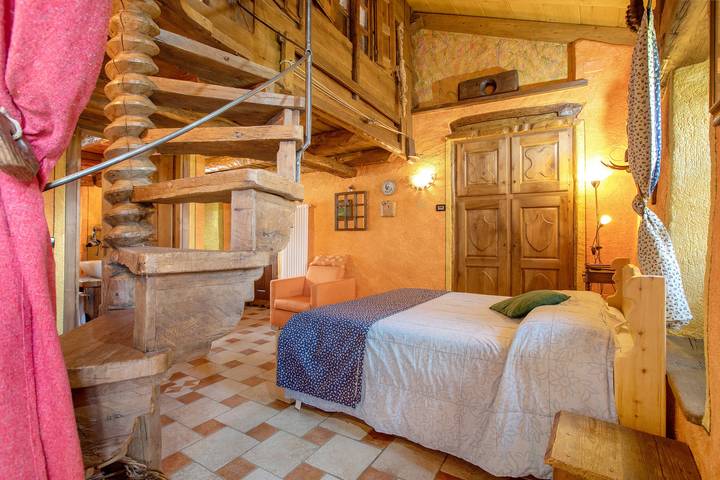 Ferienwohnung für 3 Personen, mit Balkon und Garten im Aostatal