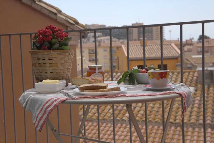 Gîte pour 2 personnes, avec balcon ainsi que piscine et vue à Sant Feliu de Guíxols - 4