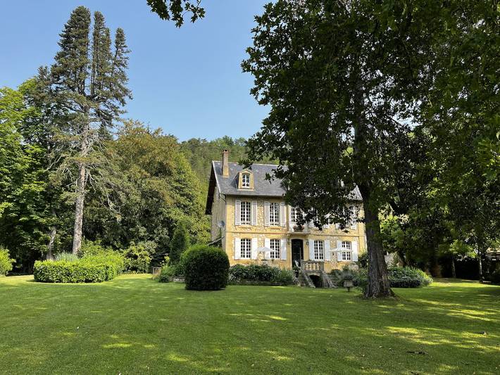 Gîte pour 2 personnes, avec piscine à Coux-et-Bigaroque