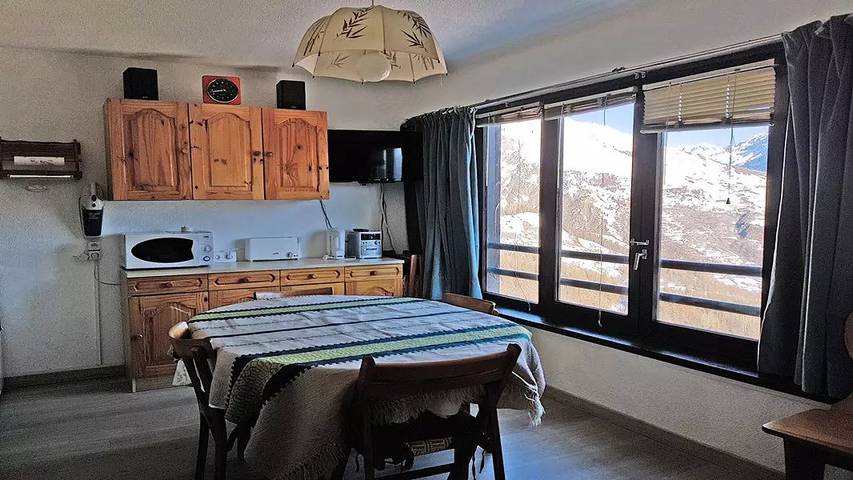 Gîte pour 5 personnes, avec vue à Puy-Saint-Vincent - 2