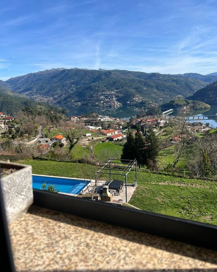 Gîte pour 7 personnes, avec jardin et terrasse dans Rio Caldo