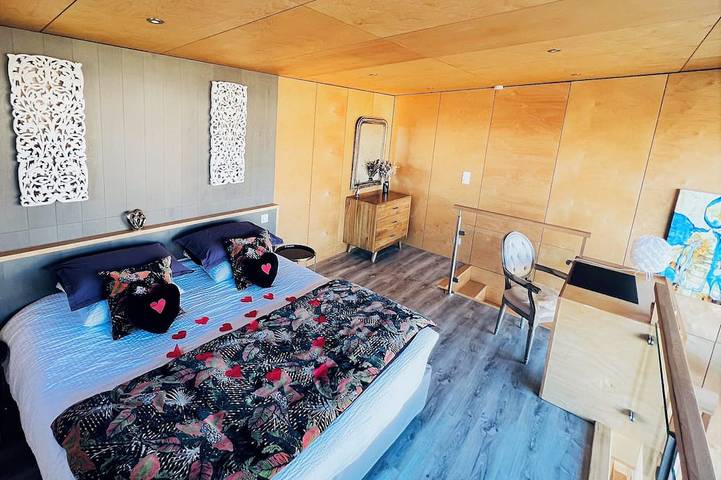 Gîte pour 4 personnes, avec jardin ainsi que terrasse et jacuzzi à Chigny-les-Roses - 3