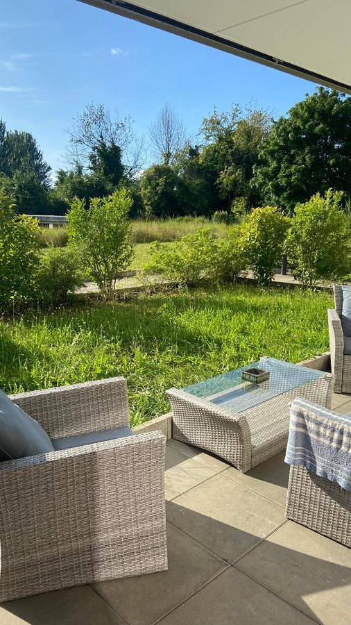 Appartement entier, One-Bedroom Apartment in Bischheim, Région de Strasbourg