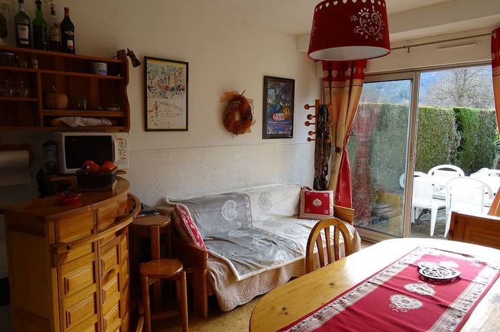 Appartement de vacances pour 4 personnes, avec terrasse et jardin