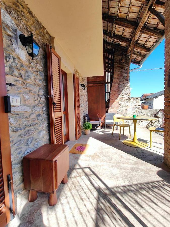 Gîte pour 4 personnes, avec balcon dans Massino Visconti - 2