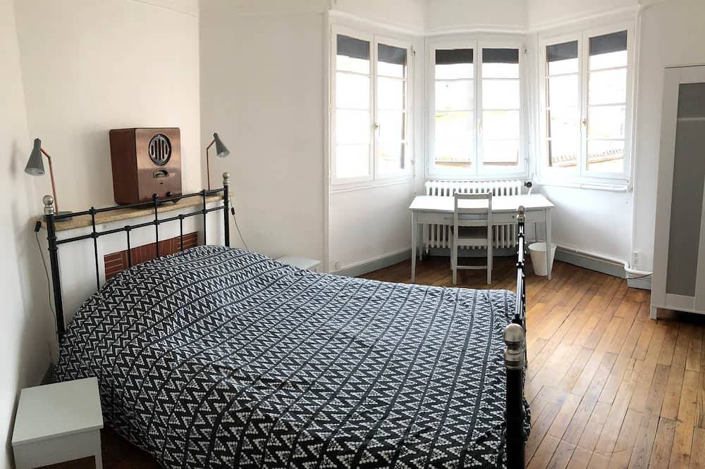 Appartement entier, Appartement familial proche Lot in Cahors, Quercy