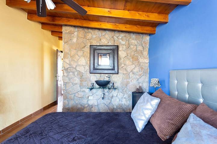 Villa With Private Pool / Villa With Private Pool in El Río, Arico
