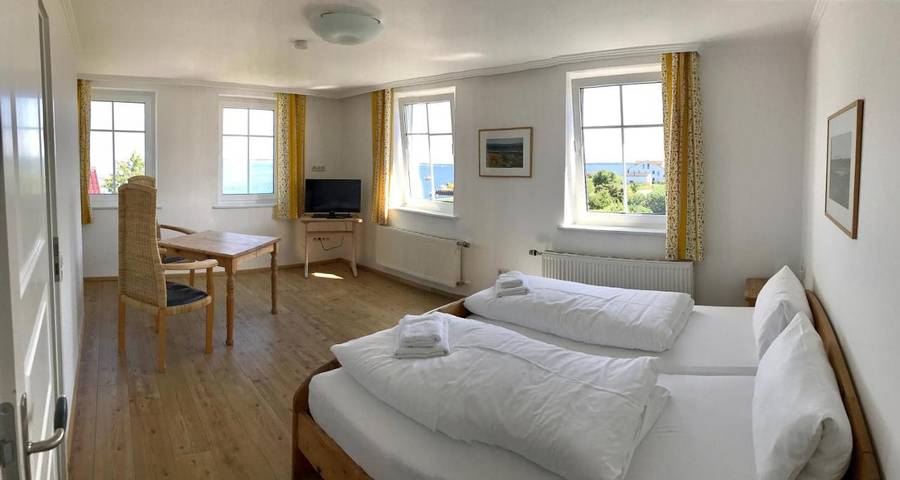 Gästehaus für 2 Personen, mit Ausblick auf Hiddensee