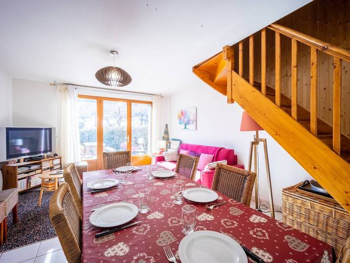 Gîte pour 8 personnes, avec jardin et terrasse à Génos - 2