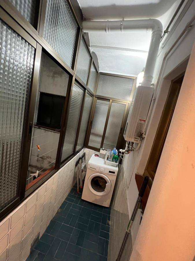 Bungalow para 3 personas, con vistas además de terraza y jardín en Barcelona