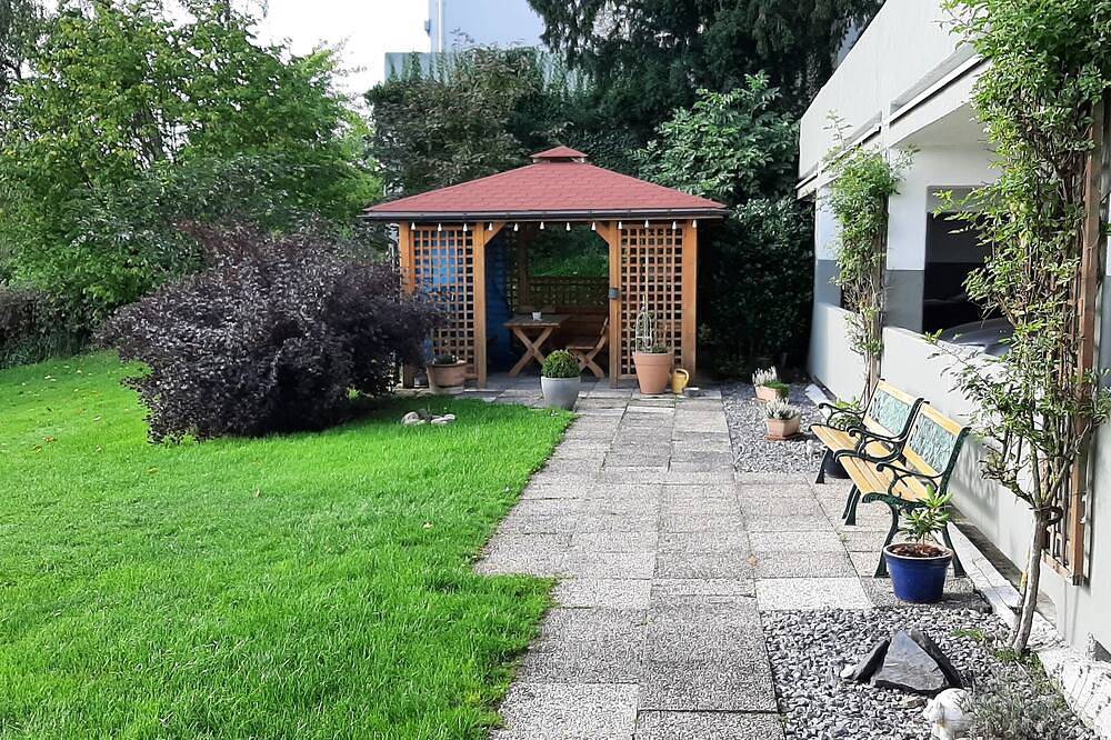 Ganze Wohnung, Apartment \"Mittendrin\" mit großer Loggia am Sorpesee in Langscheid, Sundern