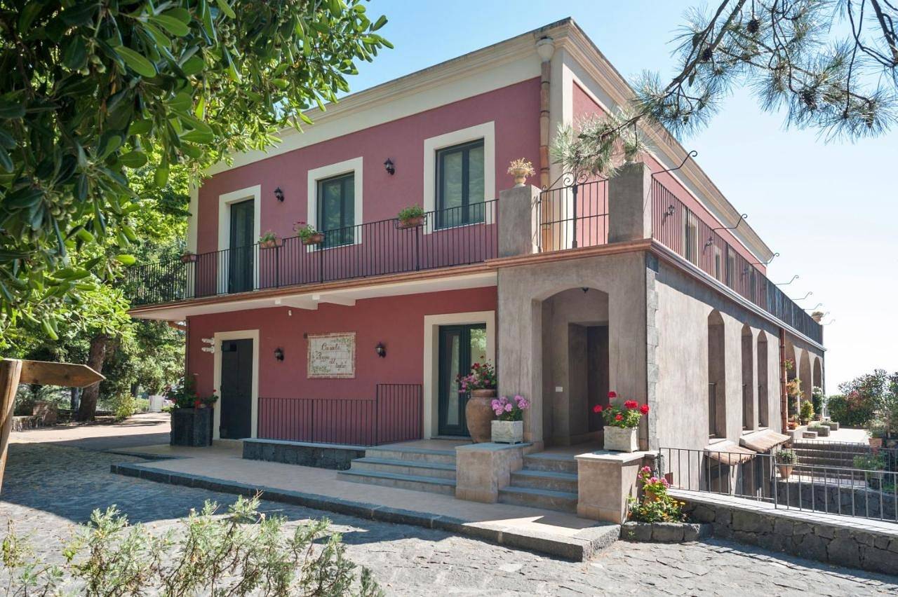 Casale Poggio del Tiglio in Viagrande, Etna