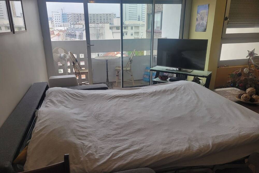 Entire apartment, Beautiful Apartment Porte de Montreuil in Bagnolet, Seine-Saint-Denis