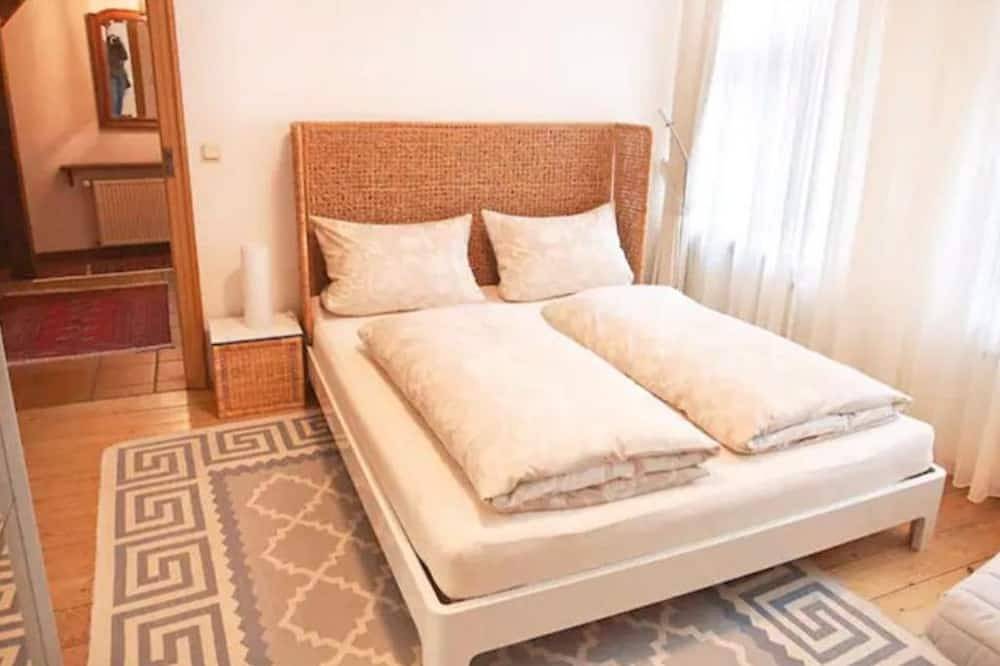 Ganze Wohnung, Altstadthaus Speyer - Ferienhaus in Speyer, Rheinebene