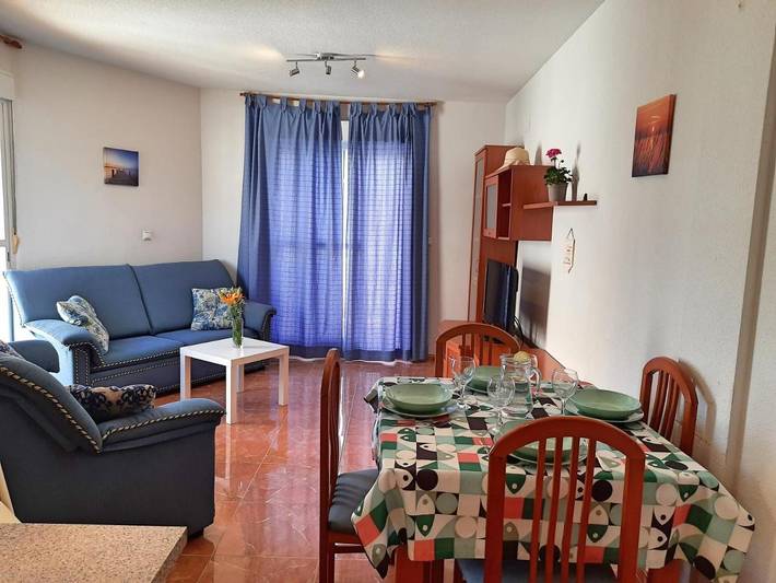 Gîte pour 4 personnes, avec jardin ainsi que vue et piscine dans Castell de Ferro - 2