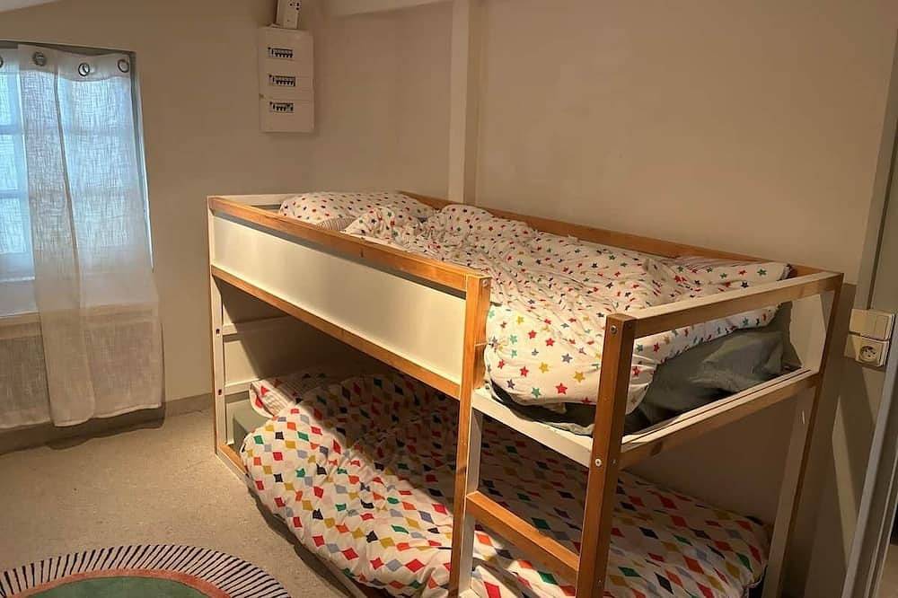 Appartement entier, Comfortable 3  bedroom apartment in Quillan, Parc naturel régional Corbières-Fenouillèdes