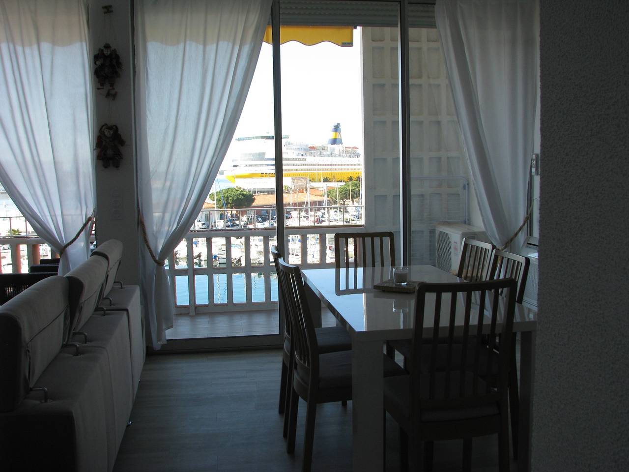 Apartamento entero, Apartamento acogedor en Toulon con vistas al mar - 80 m² in Tolón, Region de Toulon