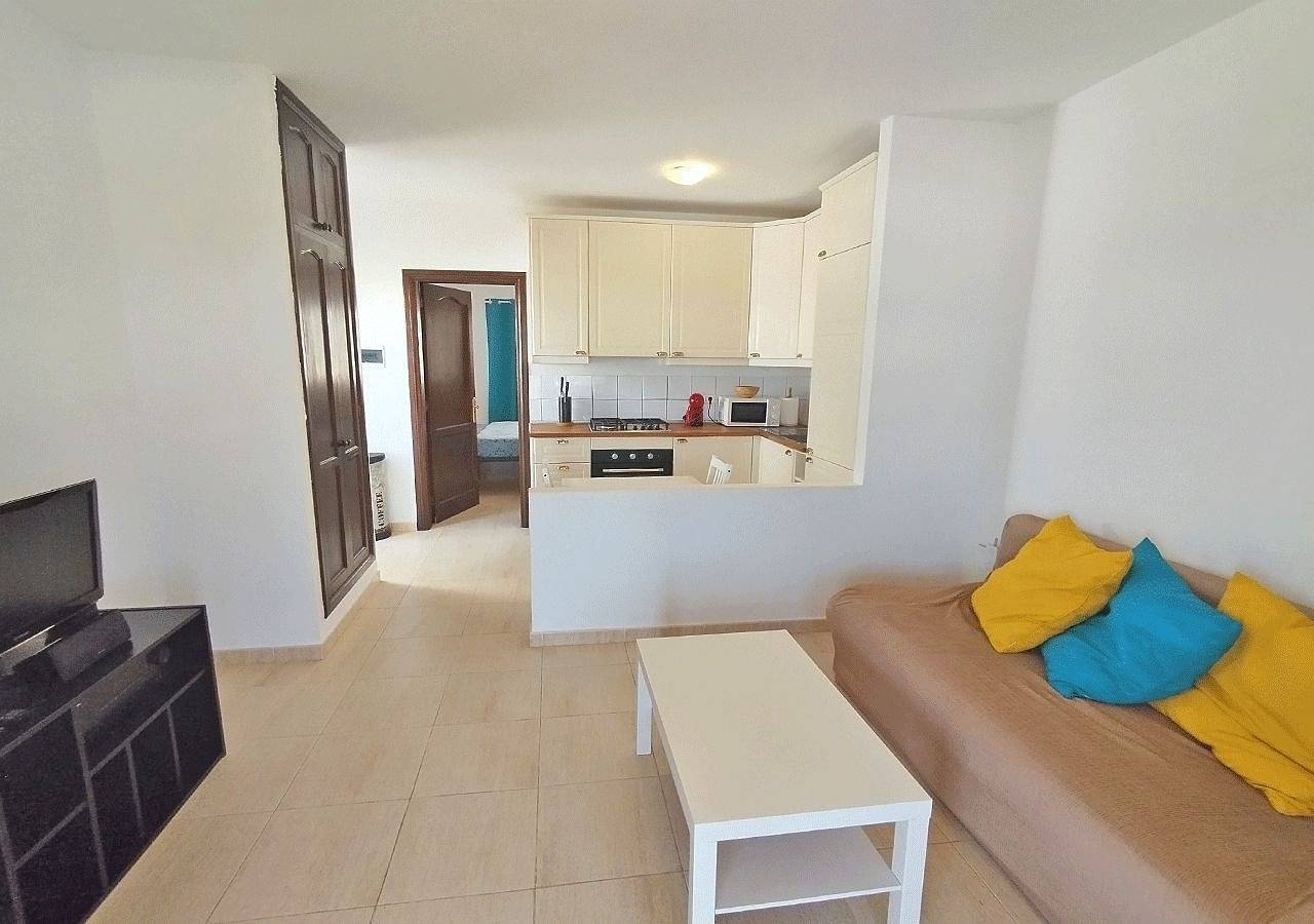 Apartamento vacacional entero, Apartamento de vacaciones para 4 personas con balcón in La Costa (Lanzarote), Tinajo