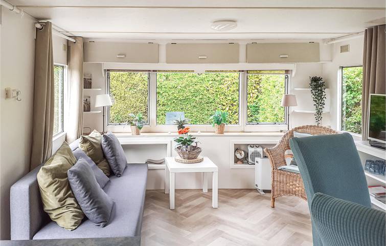 Strandhaus für 4 Personen, mit Terrasse und Garten in Renesse