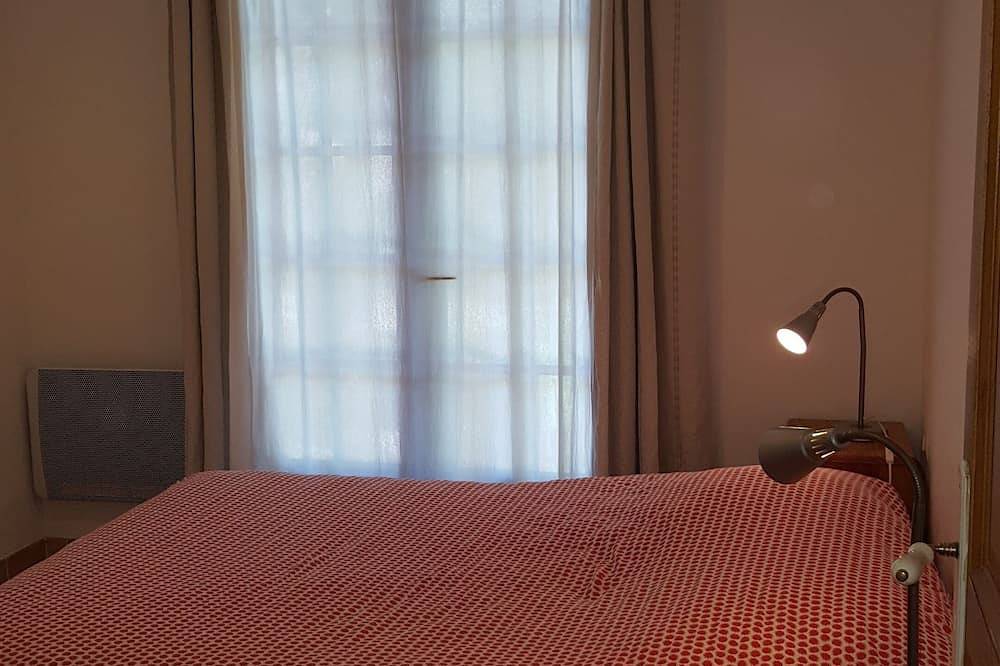 Freistehendes Haus auf dem Land 9 km vom Meer entfernt in Speloncato, Calvi und Umgebung