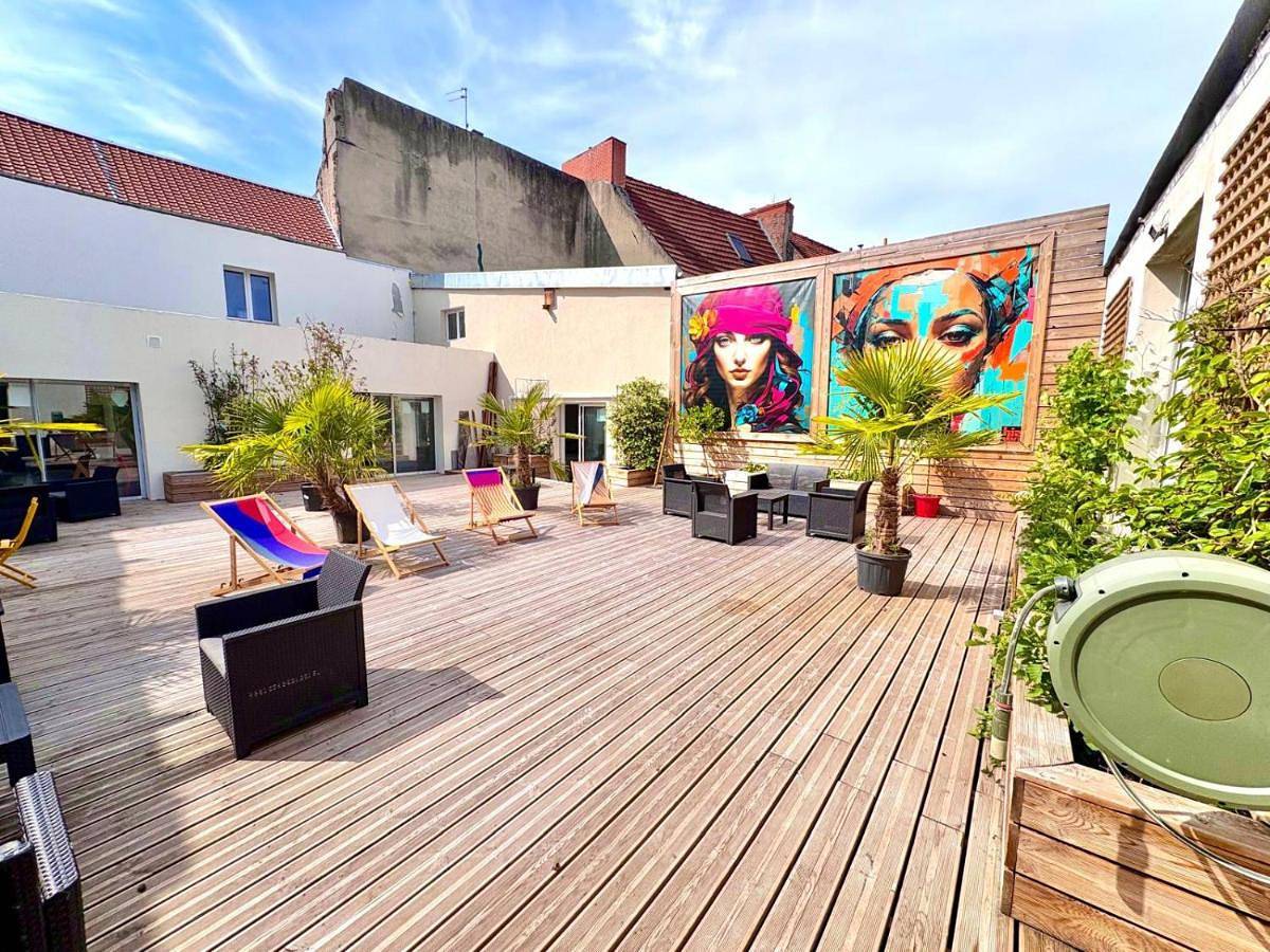 Appartement entier, Three-Bedroom Apartment in Douai, Département Nord