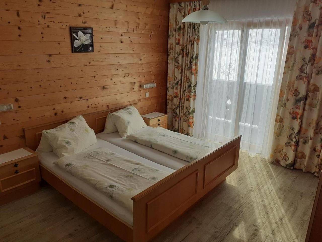 Doppelzimmer mit Dusche od. Bad, Wc in Leogang, Pinzgau