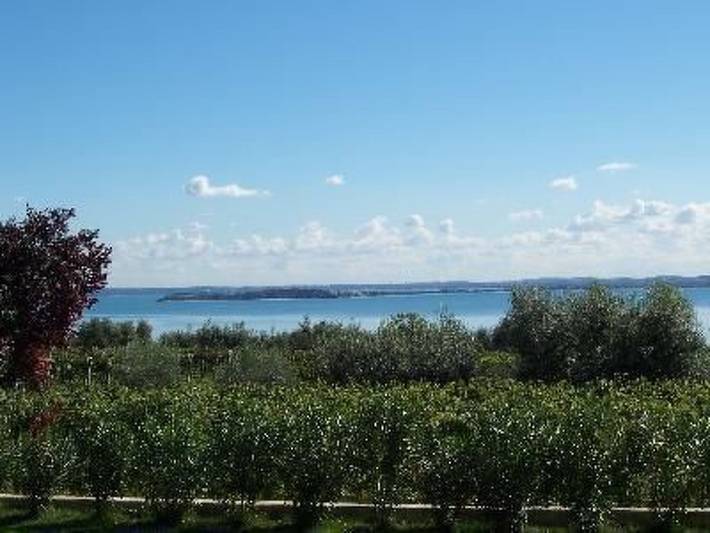 Ferienwohnung für 6 Personen, mit Balkon und Pool sowie Seeblick in Moniga del Garda - 2