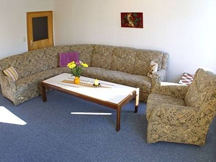 Bauernhof für 4 Personen, mit Terrasse und Garten, kinderfreundlich in Neuharlingersiel - 2