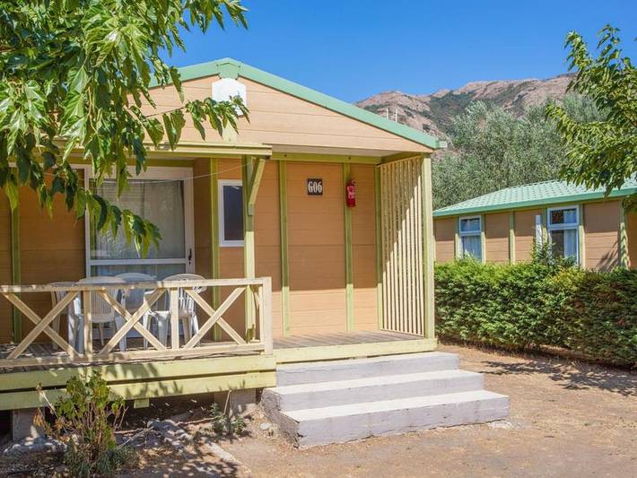 Bungalow für 4 Personen, mit Pool und Kinderpool auf Korsika - 2