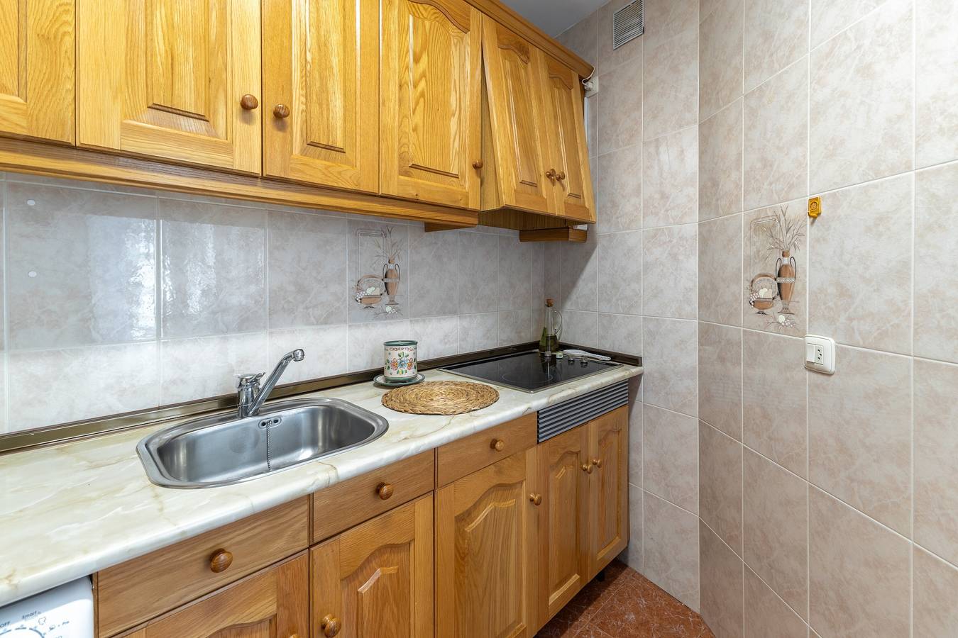 Apartamento entero, Apartamento 'El Portal De Beni 1' con balcón, Wi-Fi y aire acondicionado in Pedro Bernardo, Valle del Tiétar