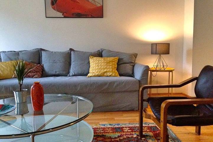 Ferienwohnung für 3 Personen, mit Balkon und Whirlpool sowie Garten - 1