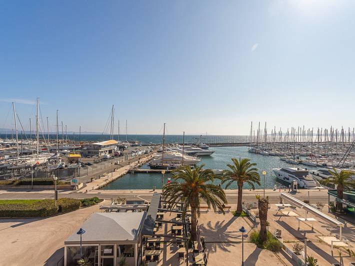 Apartamento para 4 personas, con balcón en Hyeres