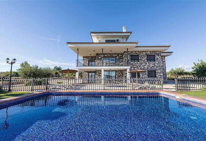 Casa rural para 12 personas, con Balcón en Chella