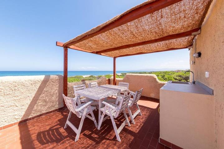 Casa vacanza per 8 persone, con Balcone e Terrazza nonché Giardino e Panorama a Platamona