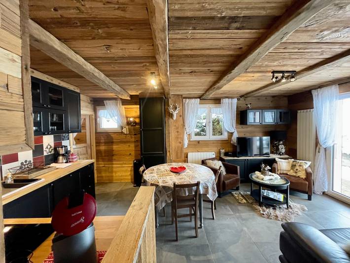 Appartement entier, Appartement 'Le Sabaudia' avec terrasse privative in Chatel, Les Portes du Soleil