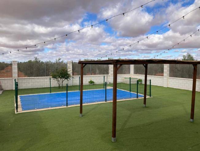 Casa rural para 18 personas, con jardín además de vistas y piscina en Provincia de Ciudad Real - 2