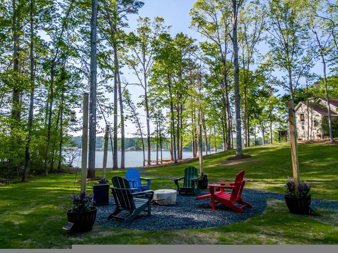 Lakefront Bliss - Fully Loaded in Lake Sinclair