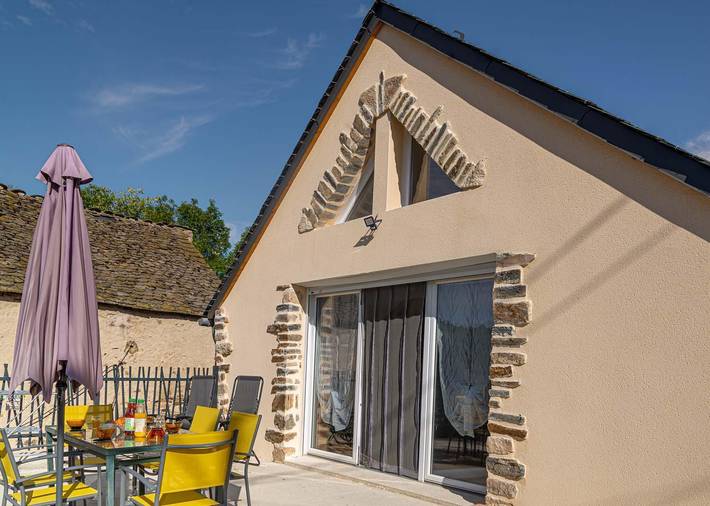 Gîte pour 6 personnes, avec Terrasse ainsi que Jardin et Vue