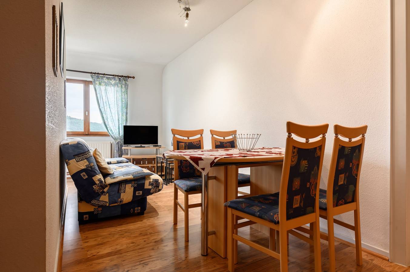 Appartement entier, Appartement « Le Sapin - Gîte Les 4 Vents » avec vue montagne, jardin commun et Wi-Fi in Thannenkirch, Parc naturel régional des Ballons des Vosges