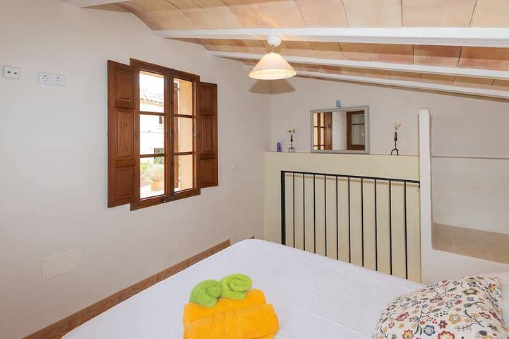 Finca für 6 Personen, mit Balkon und Garten in s'Horta - 2